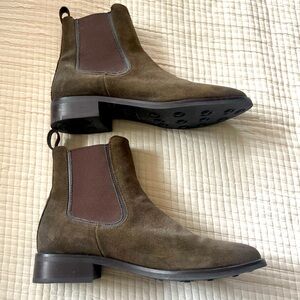 Thursday Women’s Dark Olive Chelsea Boot — only worn once!